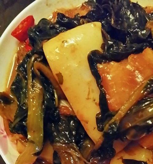 酸爽可口的腌大头菜制作大全（教你简单制作美味腌大头菜，享受浓郁口感）