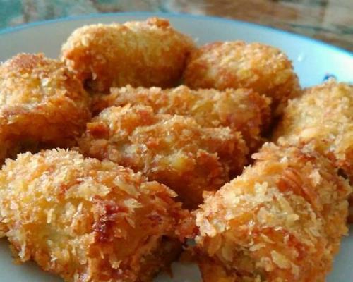 美味可口的酥脆香蕉（用香蕉、面粉、鸡蛋做出酥脆好滋味）