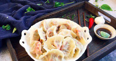 五花肉香菜胡萝卜蛋饺，美味又健康（家常美食，营养又好吃）