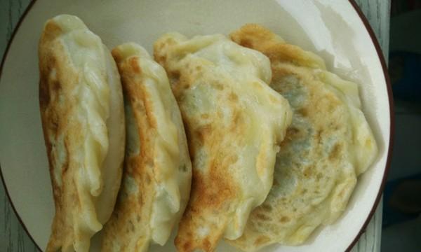 如何做出美味的羊肉韭菜盒子（一道美食，一份美好）