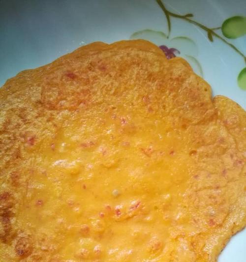 一口咬下去，酥脆外皮配上香脆的西红柿蛋饼（如何做出一口好吃的西红柿蛋饼？）