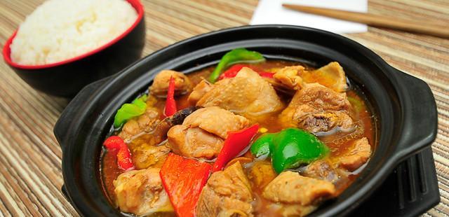 土豆鸡腿饭，一道美味营养的家常菜（教你一步步制作好吃的土豆鸡腿饭）