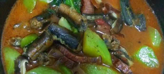 煲出一锅鲜美鳝鱼豆腐（家庭厨房必备的美味佳肴）