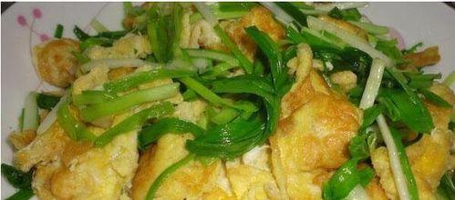 酥炸青蒜，美味又健康！（用最简单的做法，让青蒜变成了美味佳肴，欢迎尝鲜！）