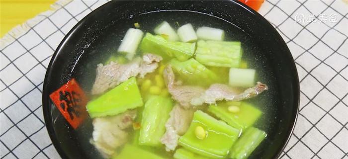 清凉消暑，健康肉丸苦瓜汤（以去火消暑的方式，享受夏日清爽）