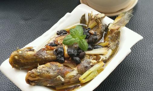 清蒸黄骨鱼的做法（享受美味又健康的清蒸美食）