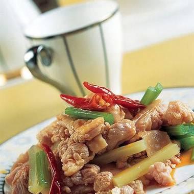 小煎鸡制作大全（美味可口的小煎鸡，快来一起学习制作吧！）