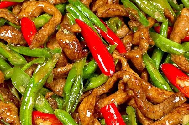 长豆炒肉做法大全（简单易学，美味可口，赶快试试吧！）