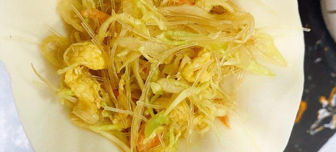 家常美食——虾皮鸡蛋包菜饺子（口感香鲜，营养丰富，尝一口就爱上它）