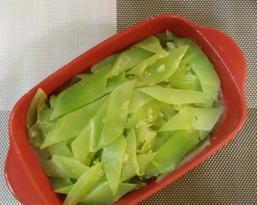 美味爆炒莴笋叶（做法简单，吃法多样，营养丰富）