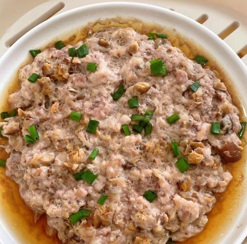 自制美味香菇海鲜肉酱，让你爱上下厨房（海鲜香菇两相宜，这个秋天，做一份自制的美味肉酱）