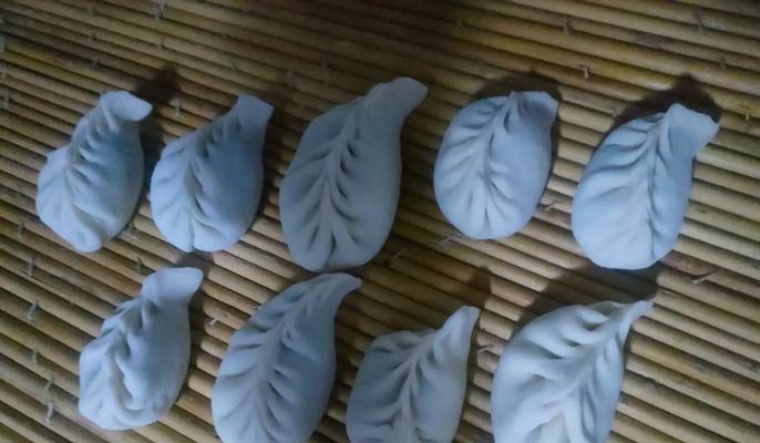 香椿馅蒸饺制作全攻略（如何用香椿制作美味蒸饺）