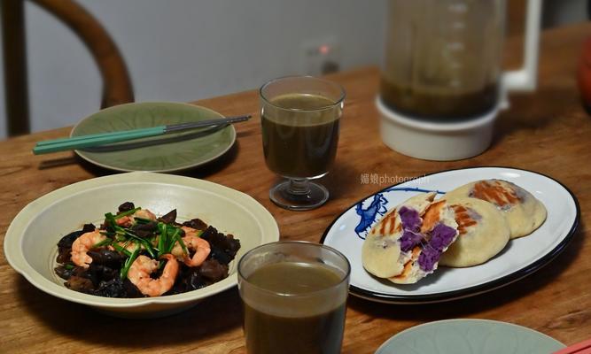 尝鲜美食（让你的味蕾飞跃，尝一口山药芝士球）