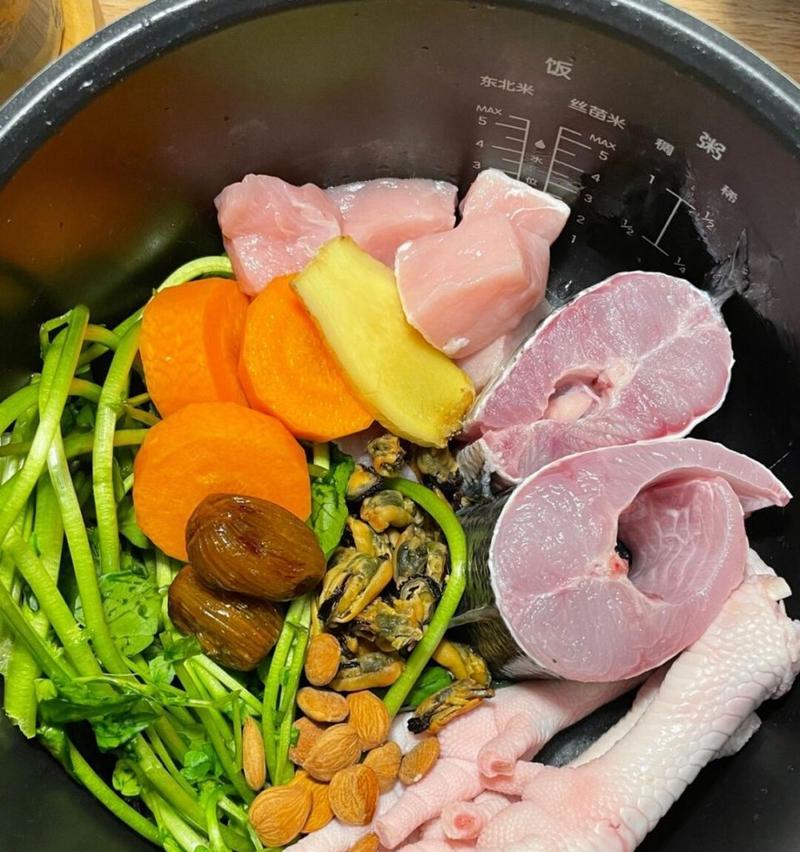 一道美味可口的以西洋菜鱼片煲（如何制作一道以西洋菜为主材料的美味鱼片煲？）