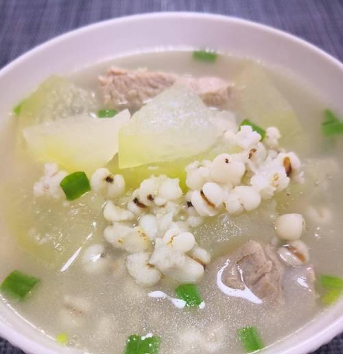 扇骨祛湿汤的制作方法（让你远离湿气的健康秘方）