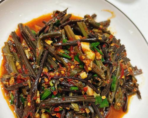 香辣蕨菜的制作（家庭做法大全，辣味十足）