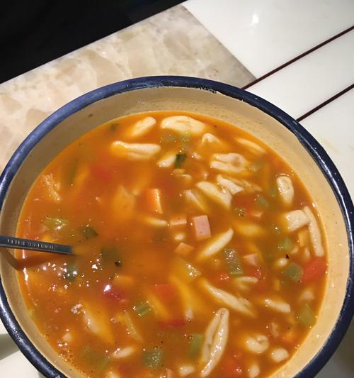 如何制作美味的以什锦烩麻食？（掌握制作技巧，享受美食盛宴！）