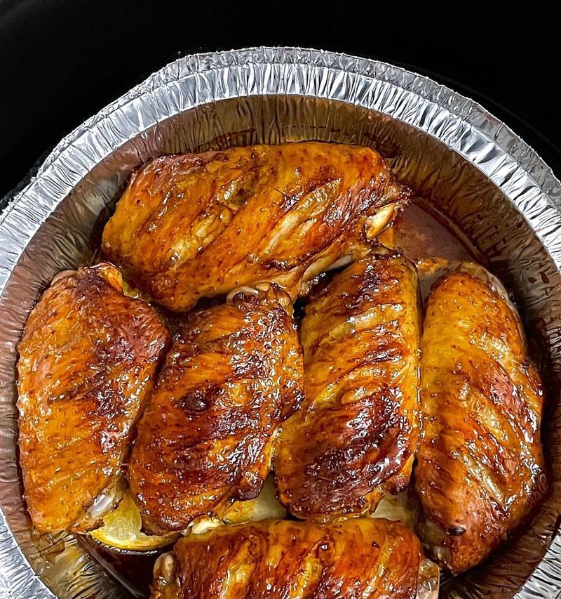 轻松烤出美味燕麦脆皮鸡翅（用这个简单的做法，做出外酥内嫩的鸡翅）