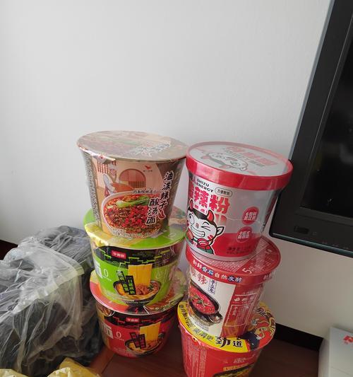 西红柿炒虾米的家常做法（美味易做，营养丰富）