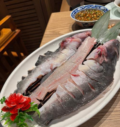 探秘美味砣砣鱼的烹饪技巧（从选材到烹饪，让您的砣砣鱼味道更上一层楼）