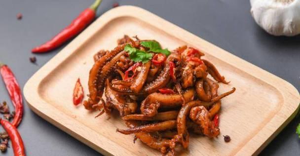 蒜苗鲜鱿，鲜香美味的家常佳肴（口感细嫩，营养丰富，自制更健康）