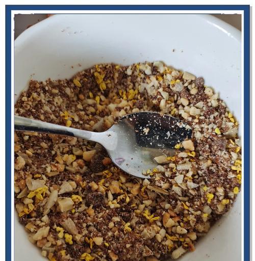 桂花糖三角的制作方法及食用技巧（以蒸蒸日上的桂花糖三角令你回味无穷）